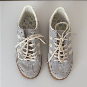 Adidas Gray & Cream Handball Spezial Sneakers 6W/5M